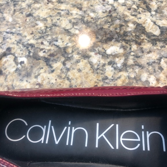 Calvin Klein Red Patent Leather Loafers 7.5 - Picture 5 of 6